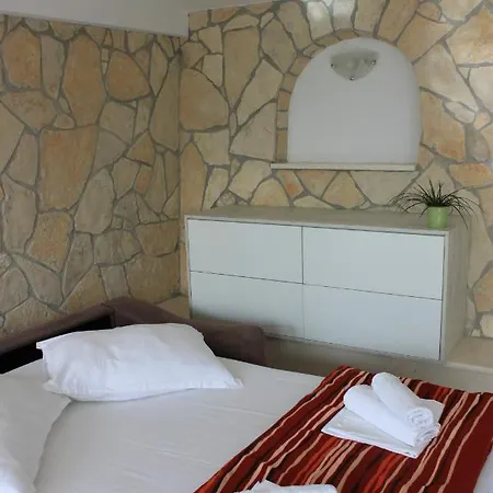 Apartament Pile 7